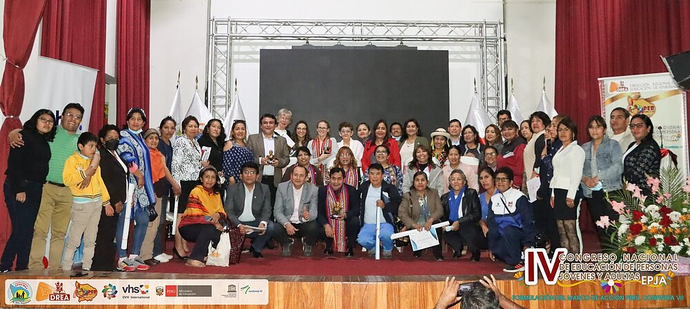 group photograph Fourth National Congress for Youth and Adult Education, Peru