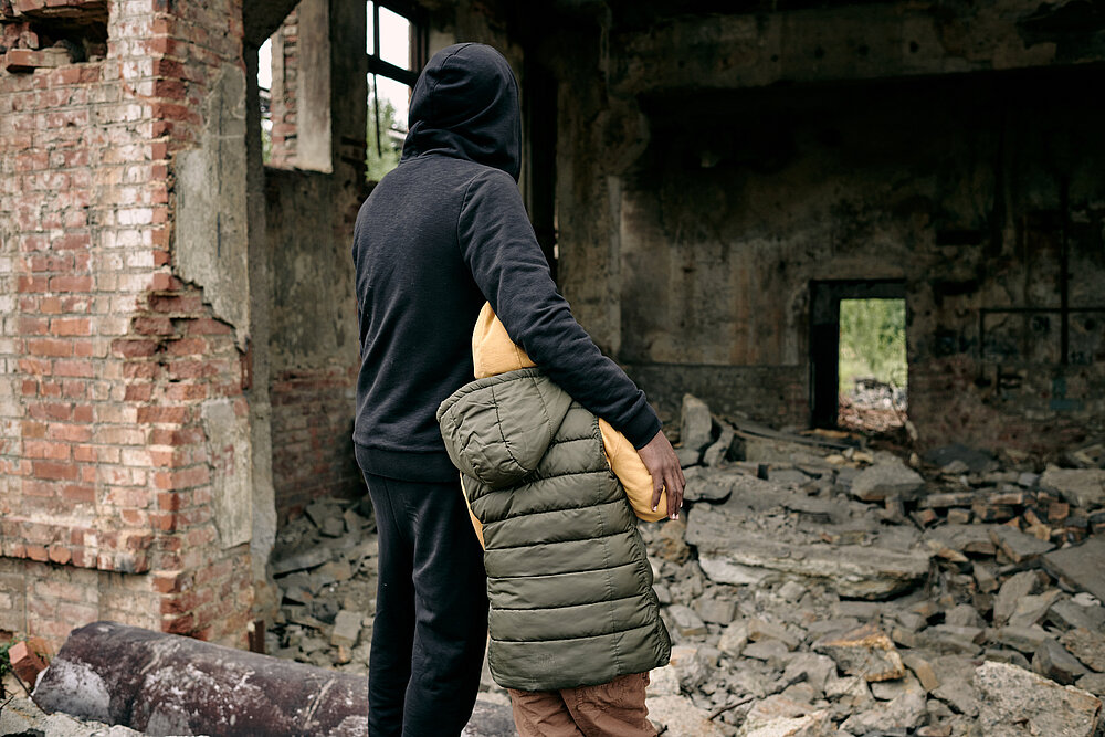 Adult education in crises regions © Getty Images/shironosov
