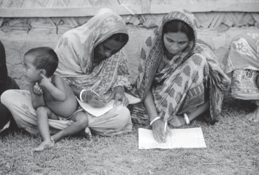 Course d&rsquo;alphab&eacute;tisation au Bangladesh