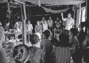 Atelier de sensibilisation dans le village de Hoa Thinh, Vietnam