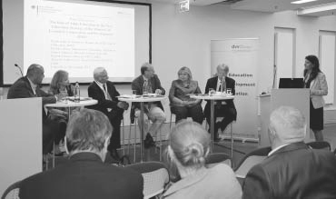 Table ronde: Discussion sur la stratégie d’éducation du BMZ